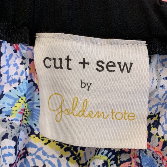 CUT & SEW | Women’s Dress - Picture 6 of 10